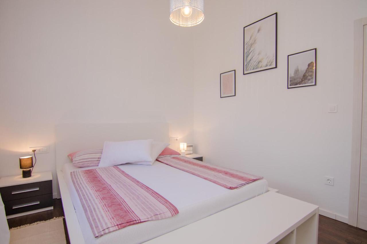 Apartments Aki Malinska Dış mekan fotoğraf