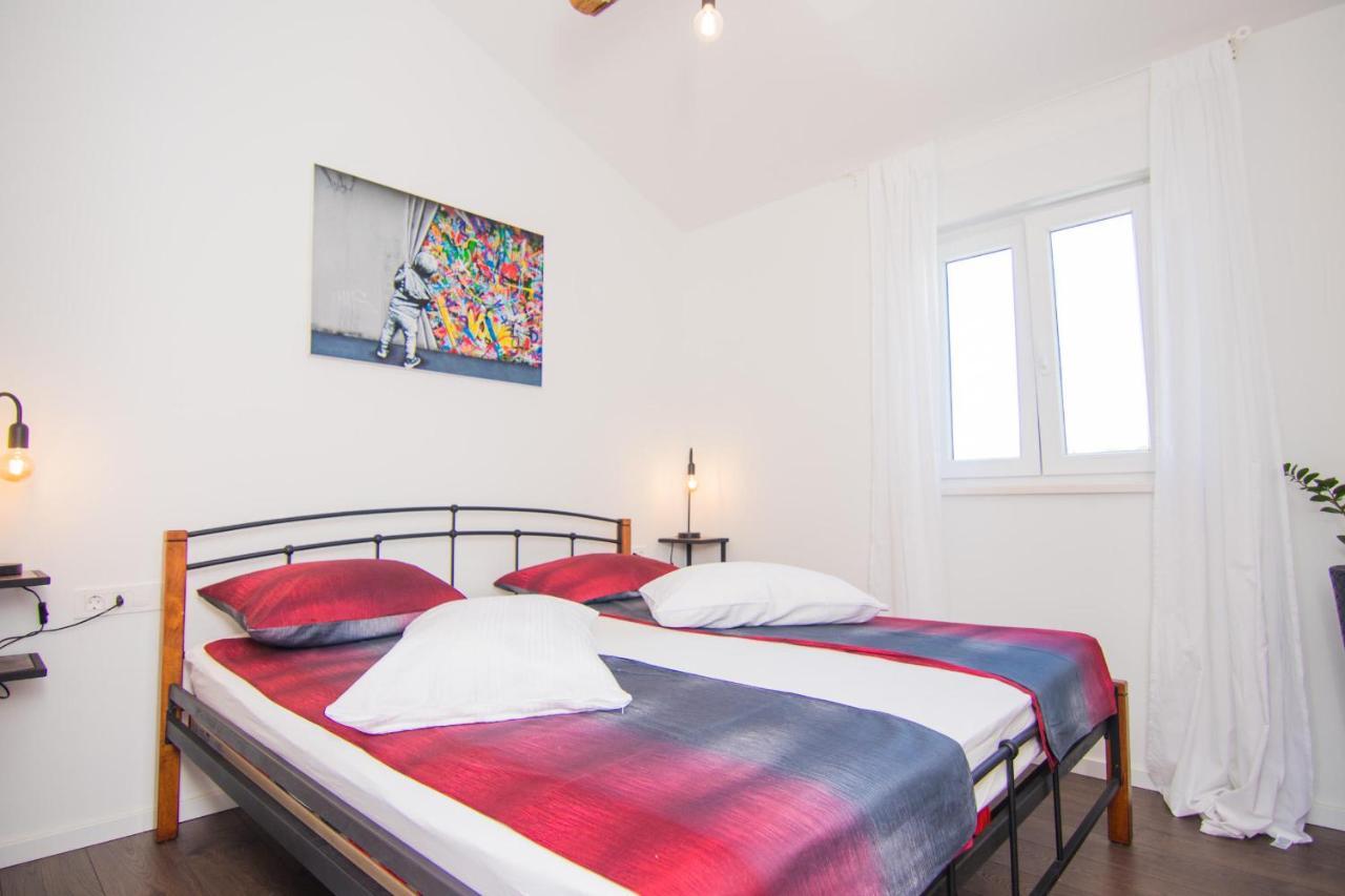 Apartments Aki Malinska Dış mekan fotoğraf