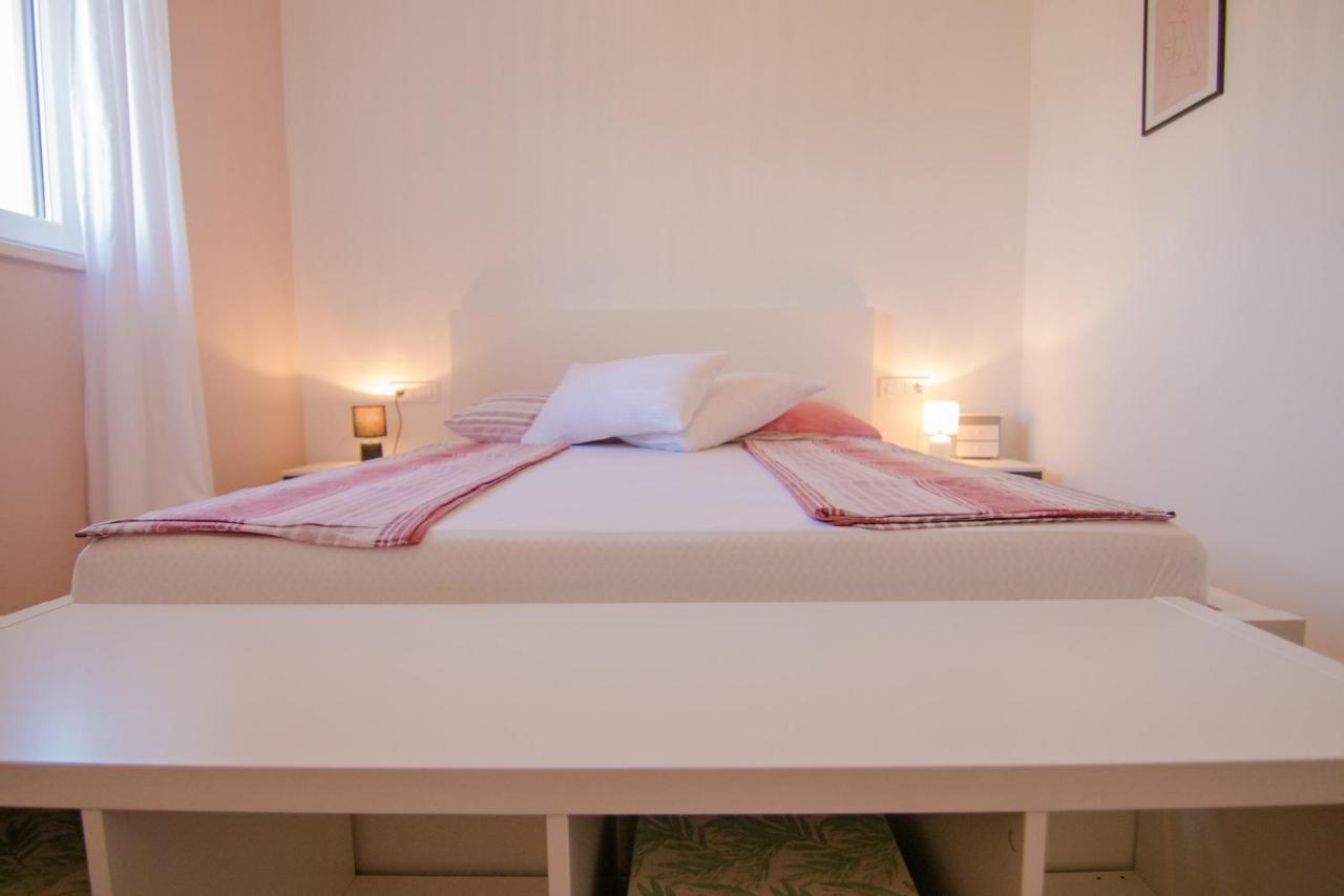 Apartments Aki Malinska Dış mekan fotoğraf