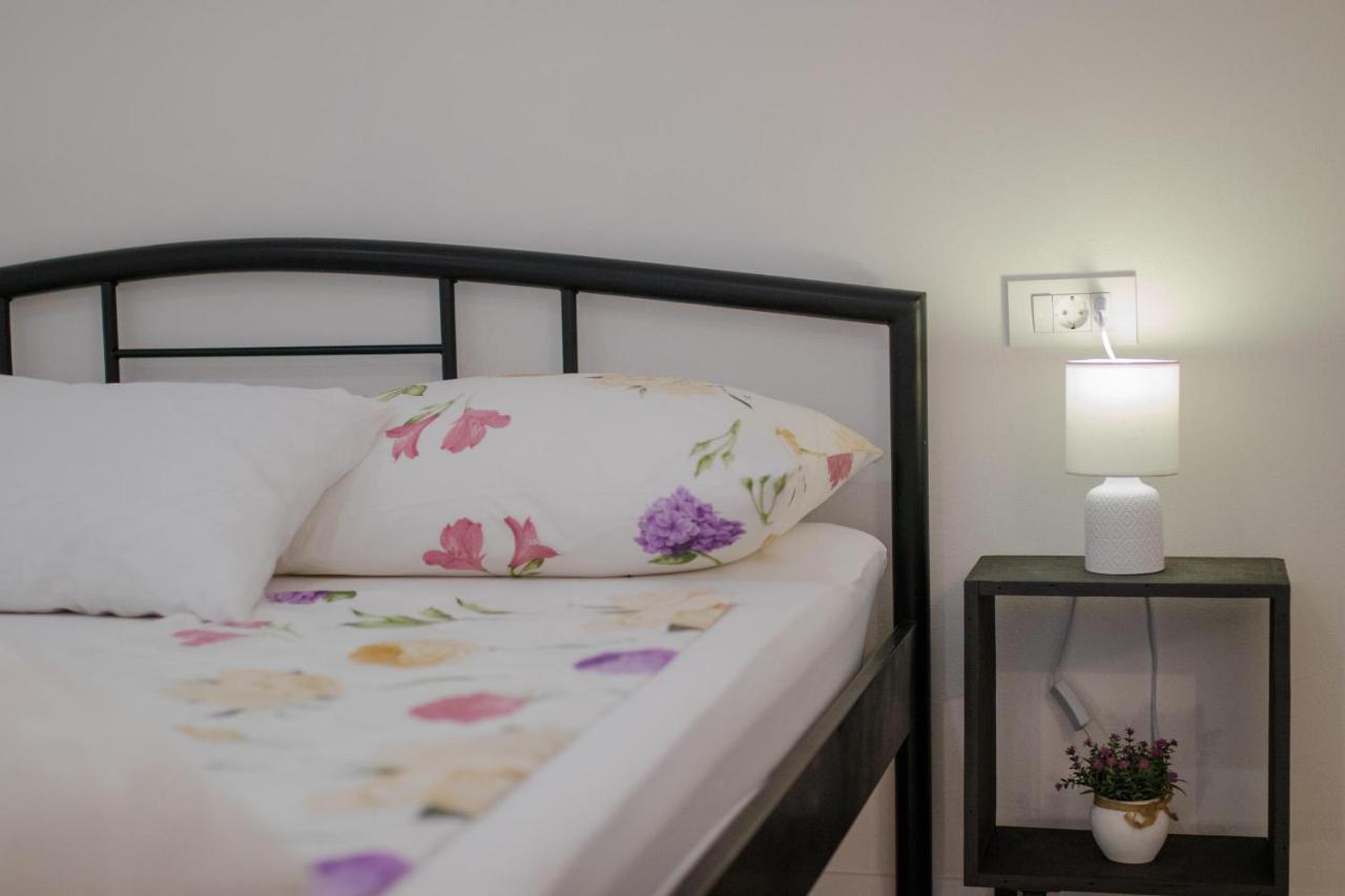 Apartments Aki Malinska Dış mekan fotoğraf